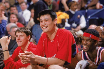 姚明NBA球衣退役仪式演讲 (附带文稿)